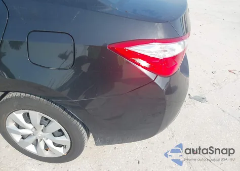 2015 Toyota Corolla Le z USA, uszkodzony, nr VIN 2T1BURHE6FC340737